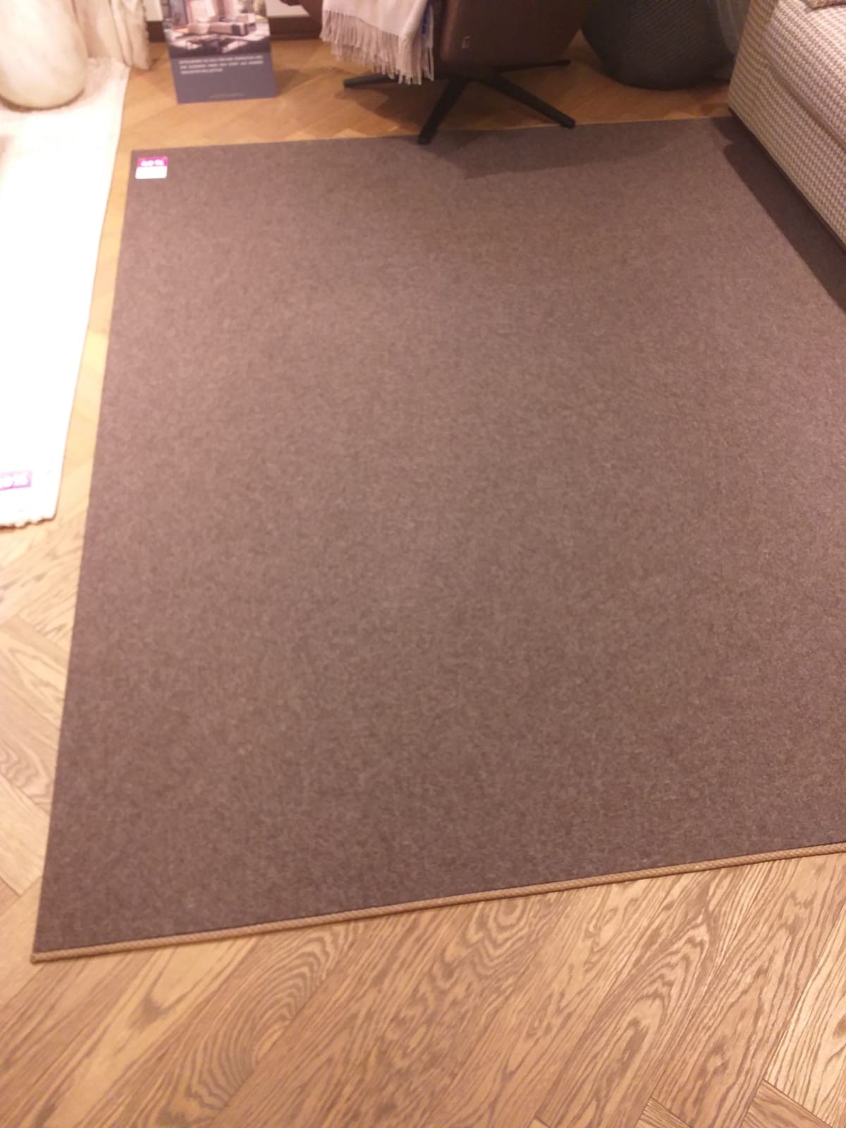 Mehr über den Artikel erfahren Teppich Filz Cord